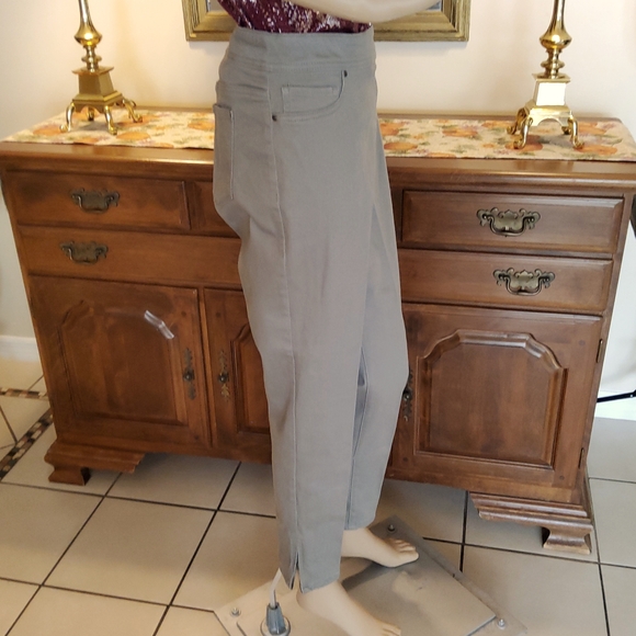 Chico's Perfect Stretch Girlfriend Slim Leg Ankle Jeans-Olive Gray - Picture 4 of 11